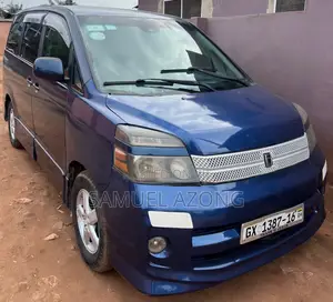 Toyota Voxy V 4WD 8-Seater 2008 Blue