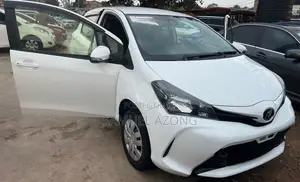 Toyota Vitz 1.3 AWD 3dr 2015 White