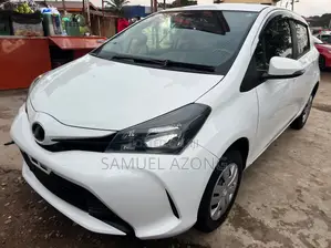 Toyota Vitz 1.3 AWD 3dr 2015 White