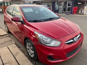 Hyundai Accent GS 4dr Hatchback (1.6L 4cyl 6A) 2014 Red