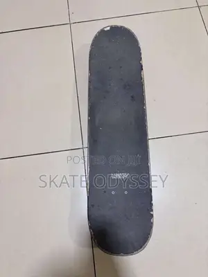 Quality Professional Ollie/Kickflip Skateboard