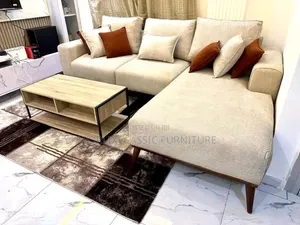 Modern L-Shape Sofa With Chaise Lounge