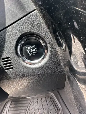 Toyota Corolla XSE 4dr Sedan (1.8L 4cyl CVT) 2017 Green