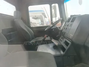 Man Deseil Single Axle 4/4