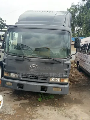 Hyundai Container Truck 2001 Grey