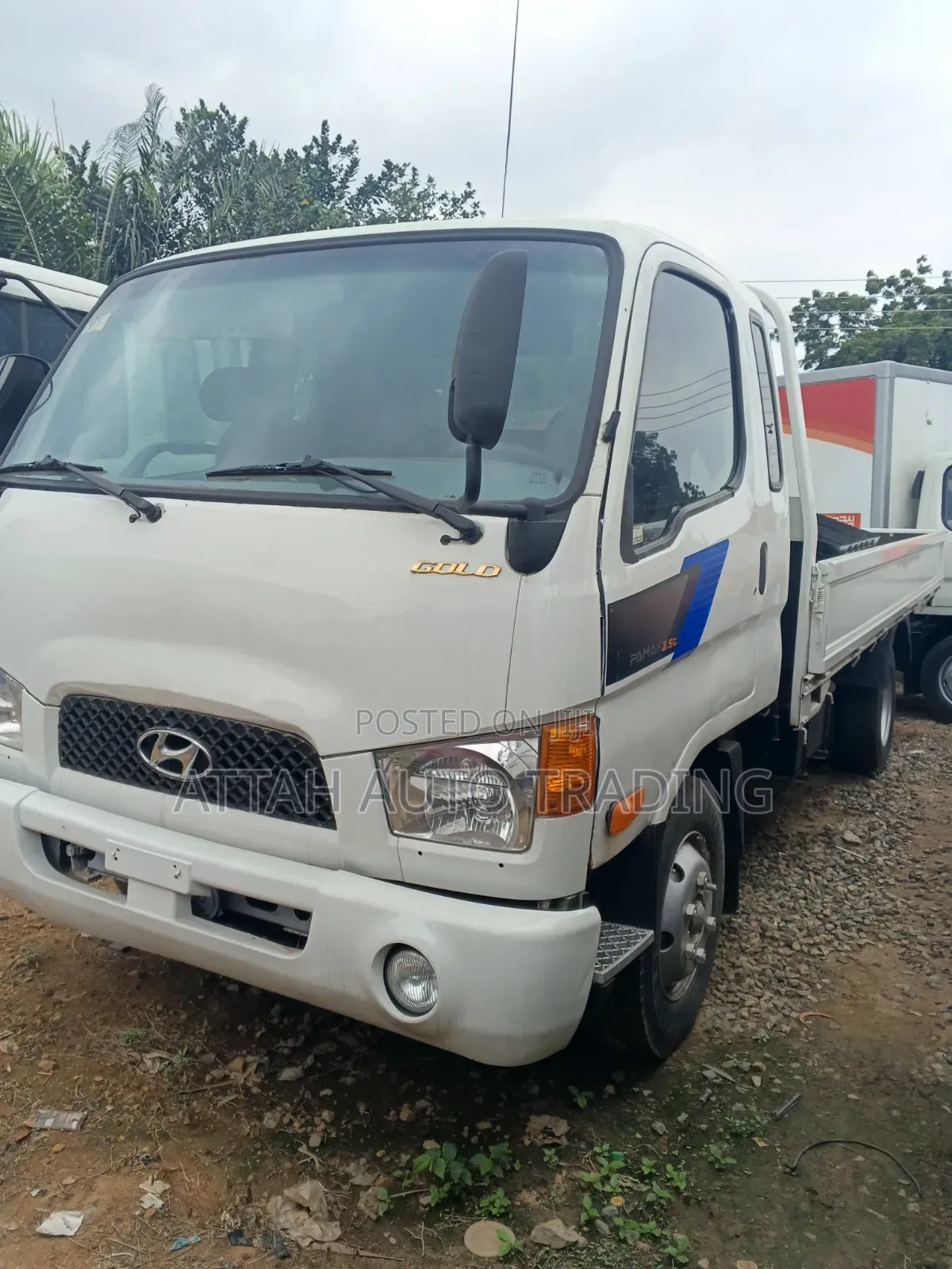 Hyundai Truck 2000 White