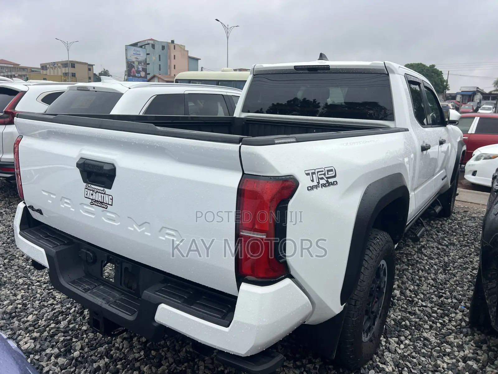 Toyota Tacoma TRD Off-Road Double Cab 4WD 6.1 ft. SB 2025 White