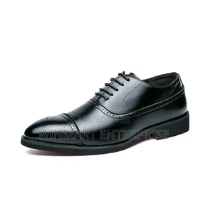 Pointed Dotted Shoe