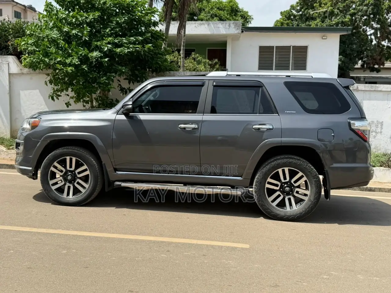 Toyota 4-Runner Limited 4dr 4x4 (4.0L 6cyl 5A) 2016 Gray