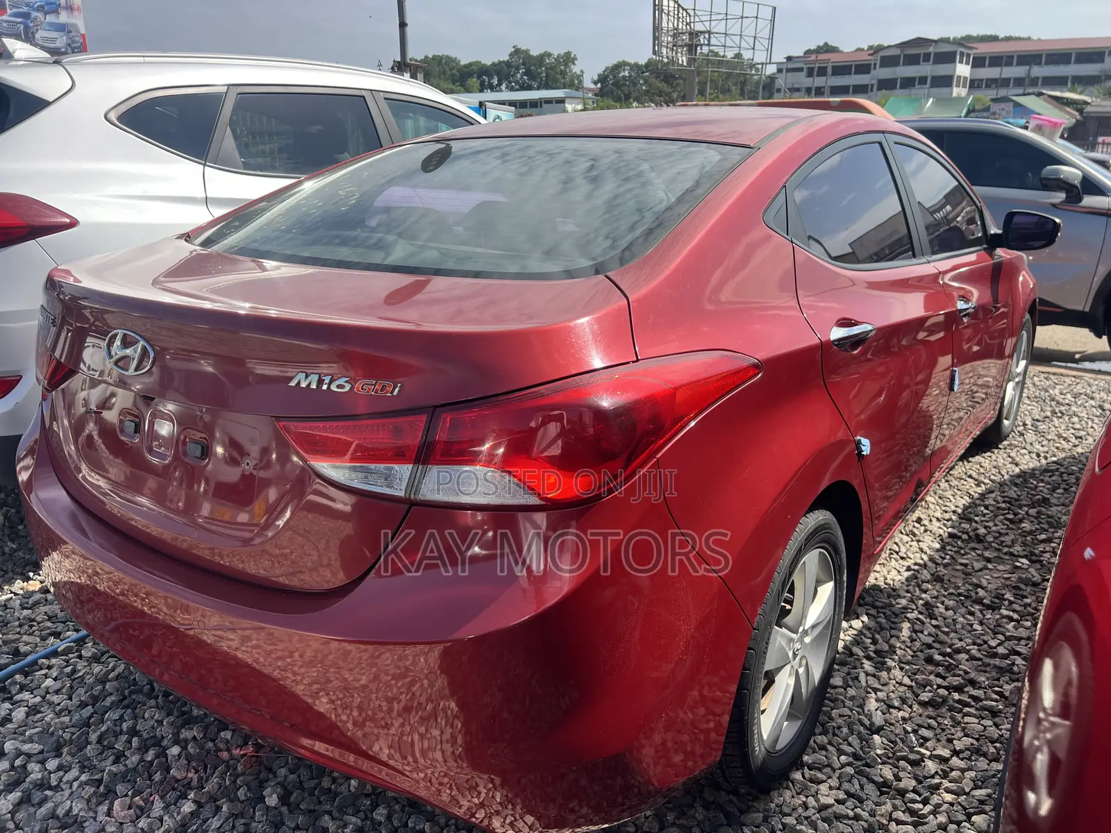 Hyundai Avante 2013 Red