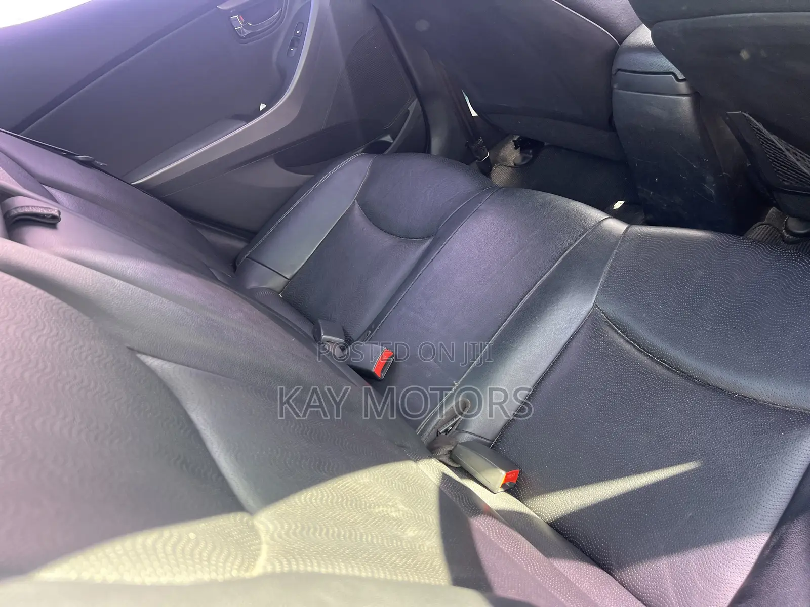 Hyundai Avante 2013 Red