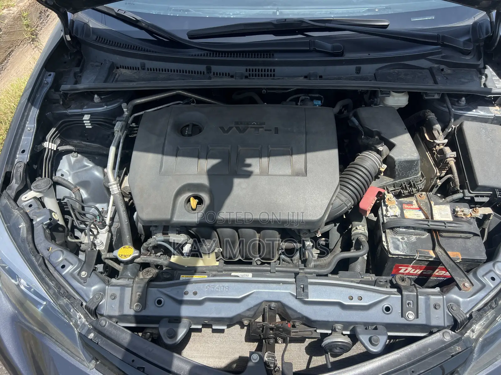 Toyota Corolla SE (1.8L 4cyl 6M) 2018 Gray