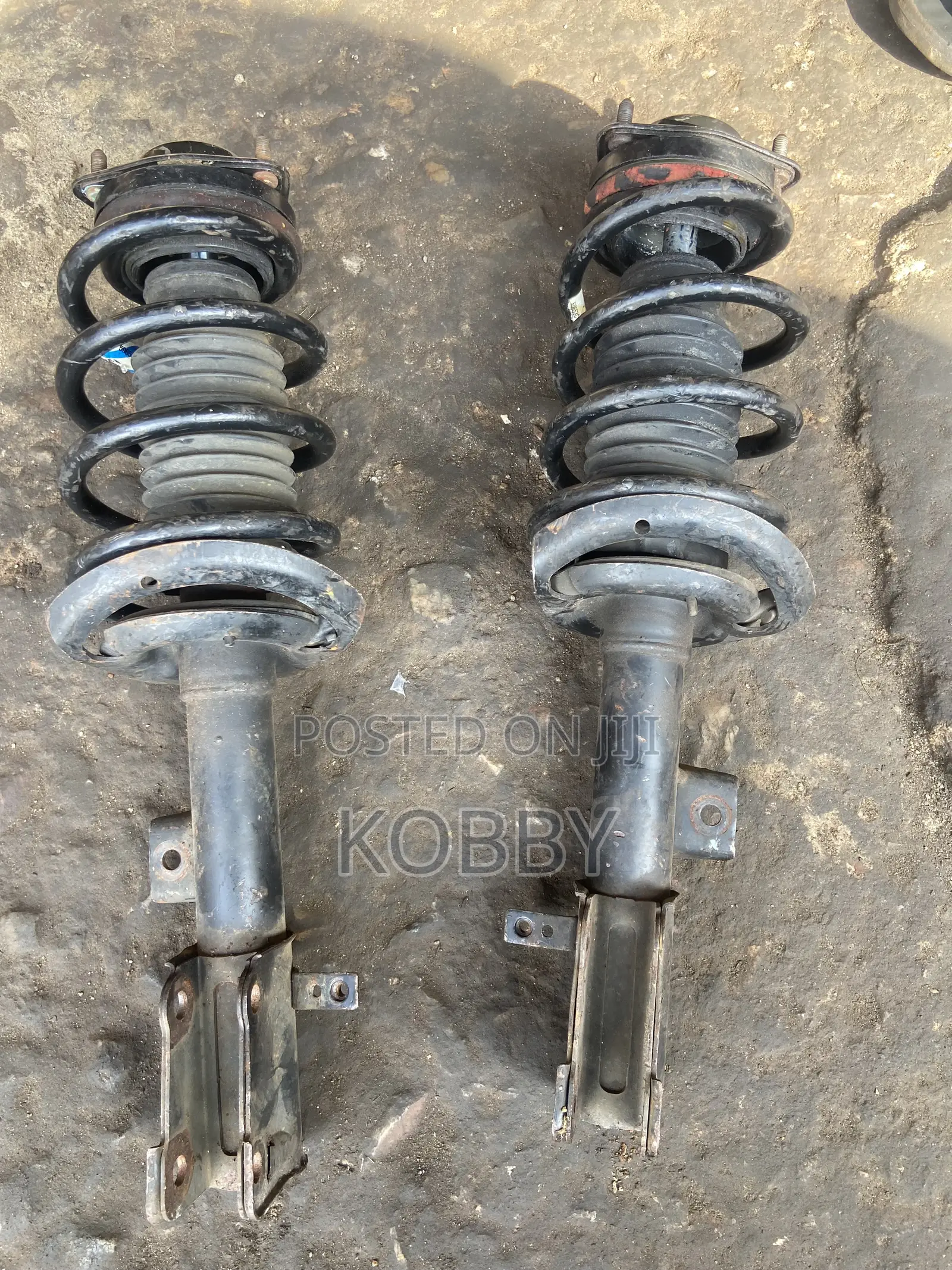Avenger 2010-2011,2012,2013,2014 Front Shocks Absorber Used Korea