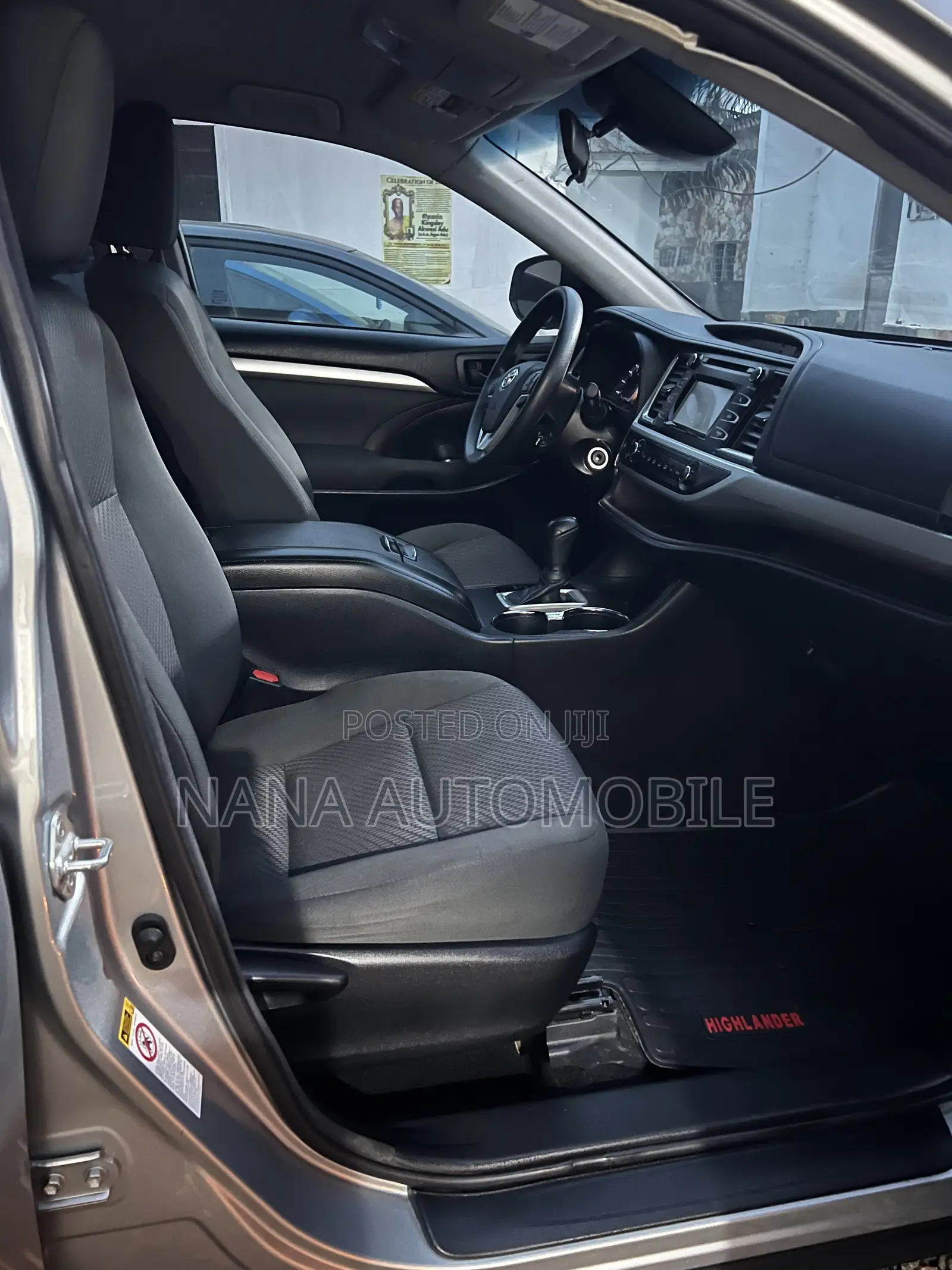 Toyota Highlander LE 4x2 (2.7L 4cyl 6A) 2018 Silver