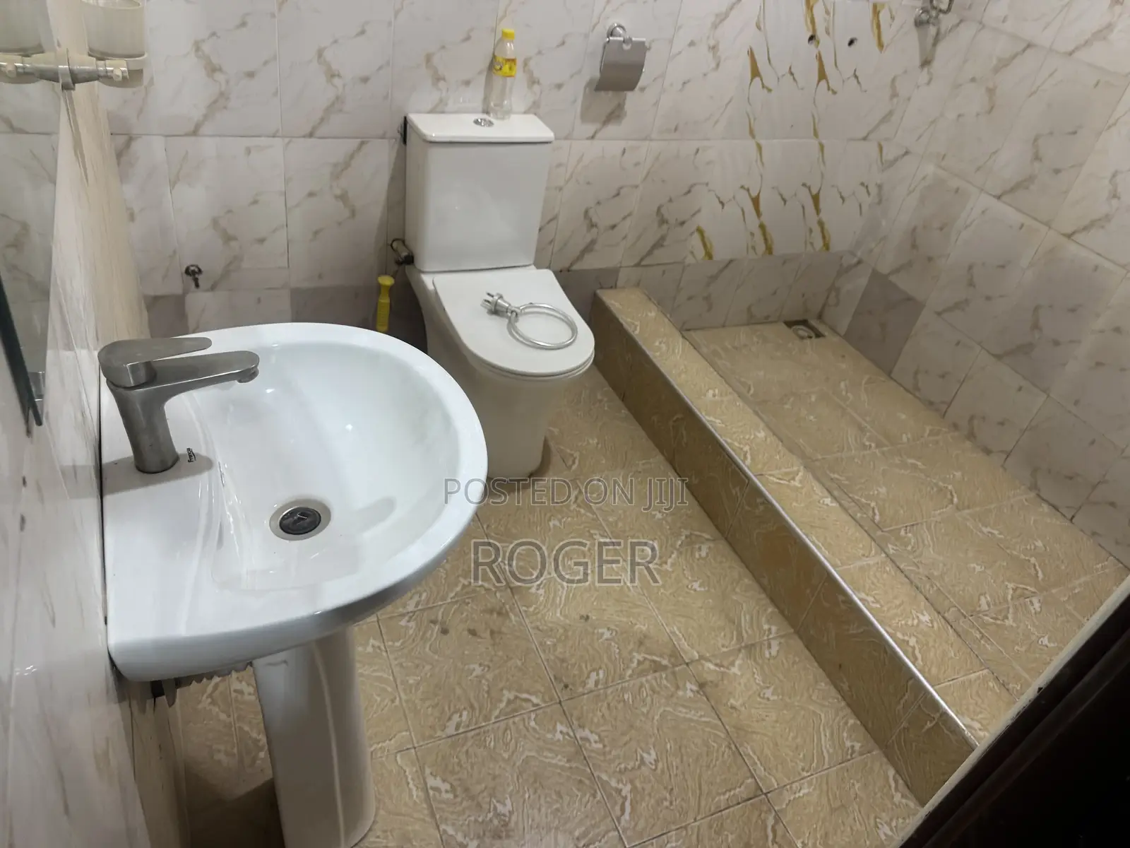 2bdrm House in Achimota Mile 7 for rent