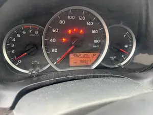Toyota Vitz 1.0 FWD 5dr 2013 Silver