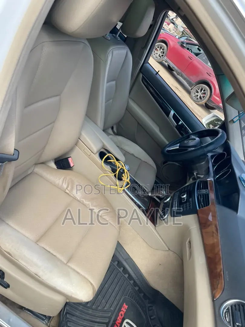 Mercedes-Benz C250 2014 White