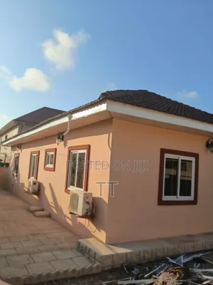 4bdrm House in Shell Sign Board, Coca Cola for rent