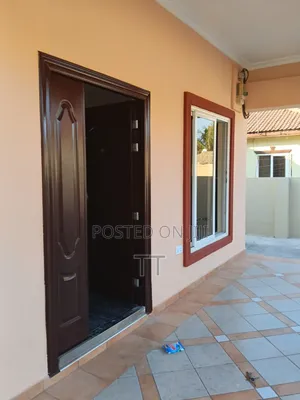 4bdrm House in Shell Sign Board, Coca Cola for rent