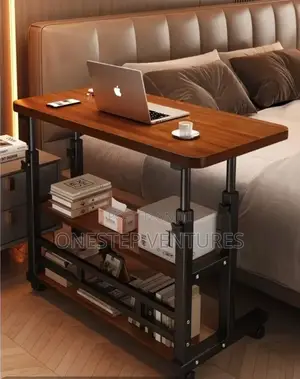 Ajustable Study Desk With Wheels