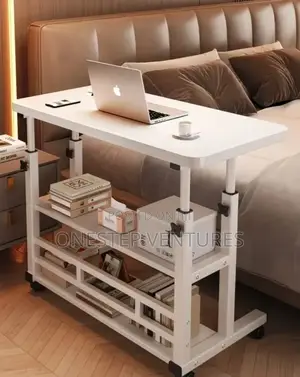 Ajustable Study Desk With Wheels