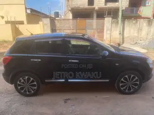 Nissan Dualis 2015 Matt Black