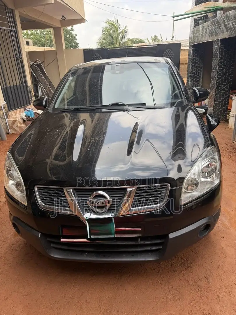 Nissan Dualis 2015 Matt Black