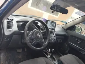 Kia Soul 4dr Wagon (1.6L 4cyl 6A) 2015 Blue