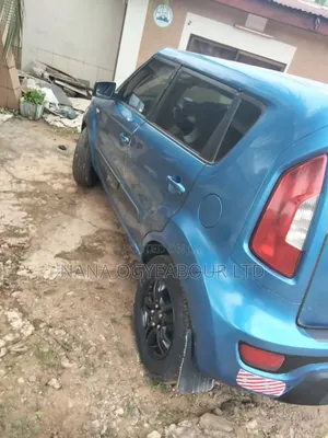 Kia Soul 4dr Wagon (1.6L 4cyl 6A) 2015 Blue