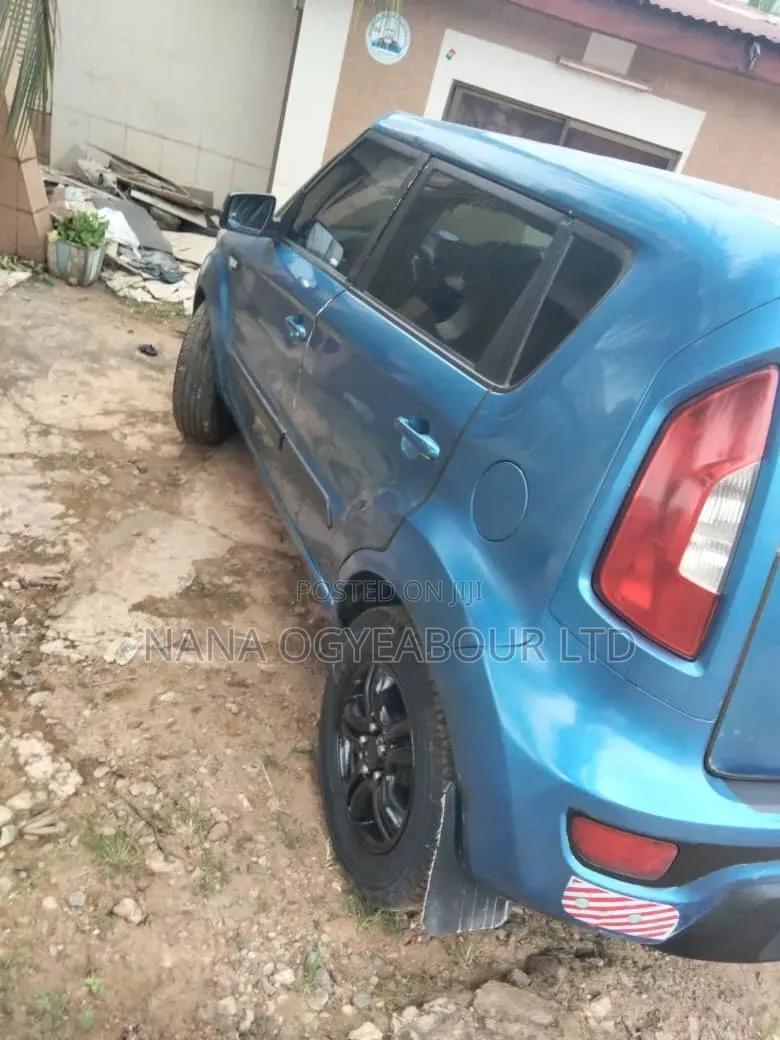 Kia Soul 4dr Wagon (1.6L 4cyl 6A) 2015 Blue