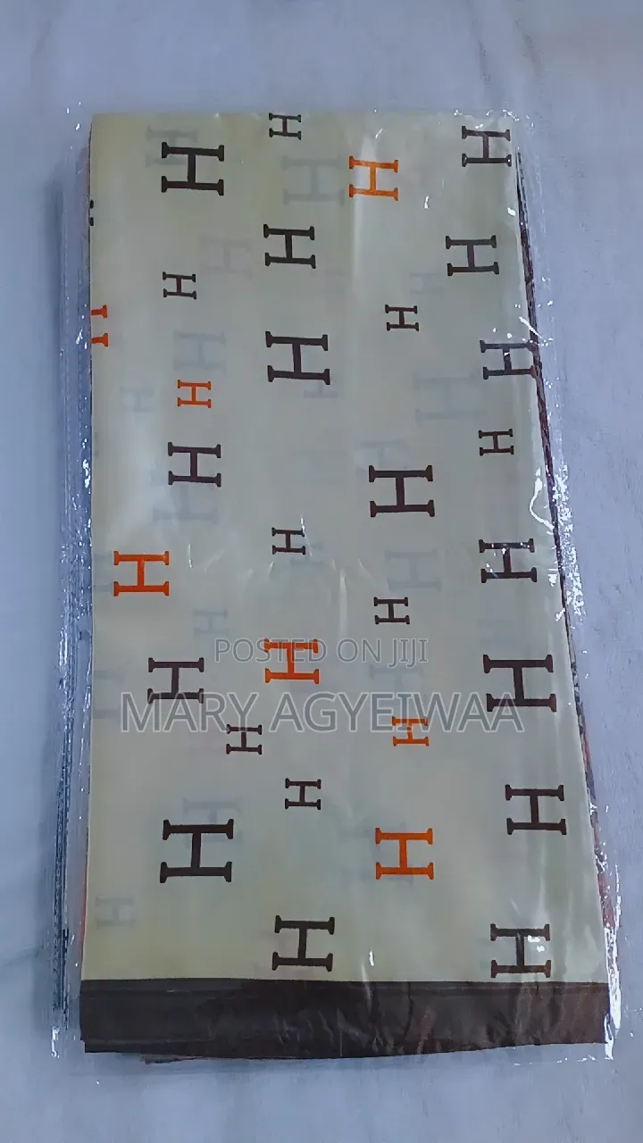 Elegant Silk Scarf for Women – Multipurpose Fashion Scarf