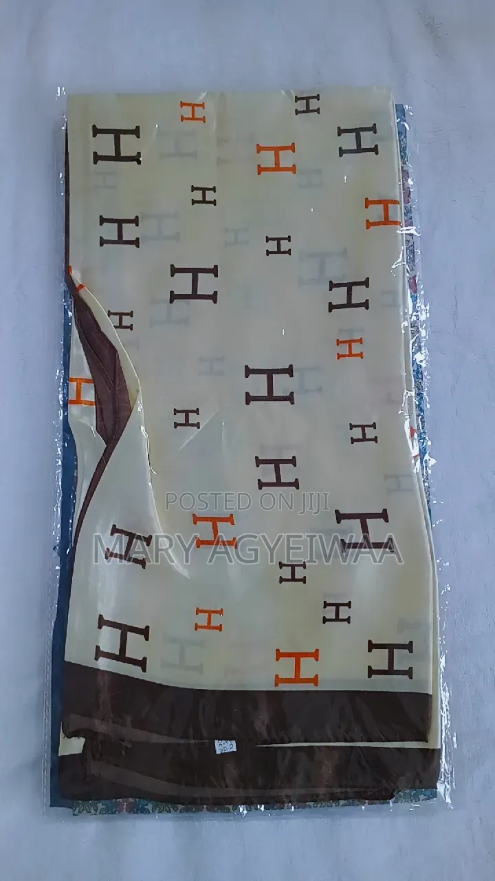 Elegant Silk Scarf for Women – Multipurpose Fashion Scarf