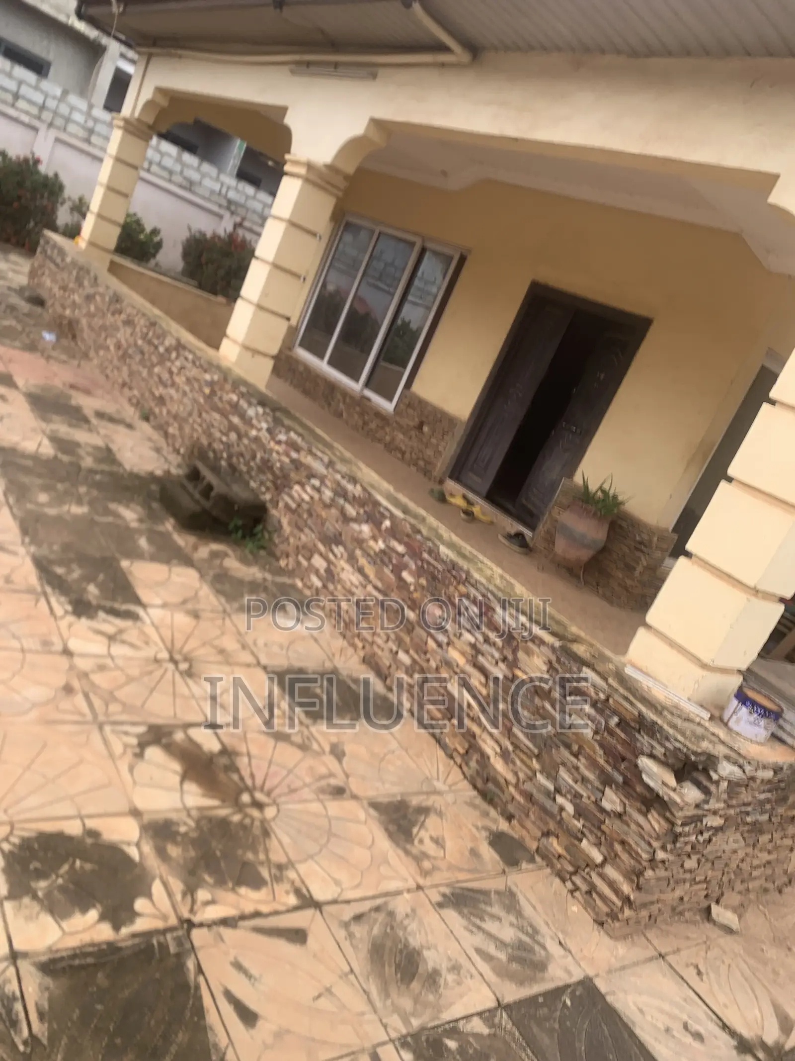 3bdrm House in Oyarifa, East Legon for sale