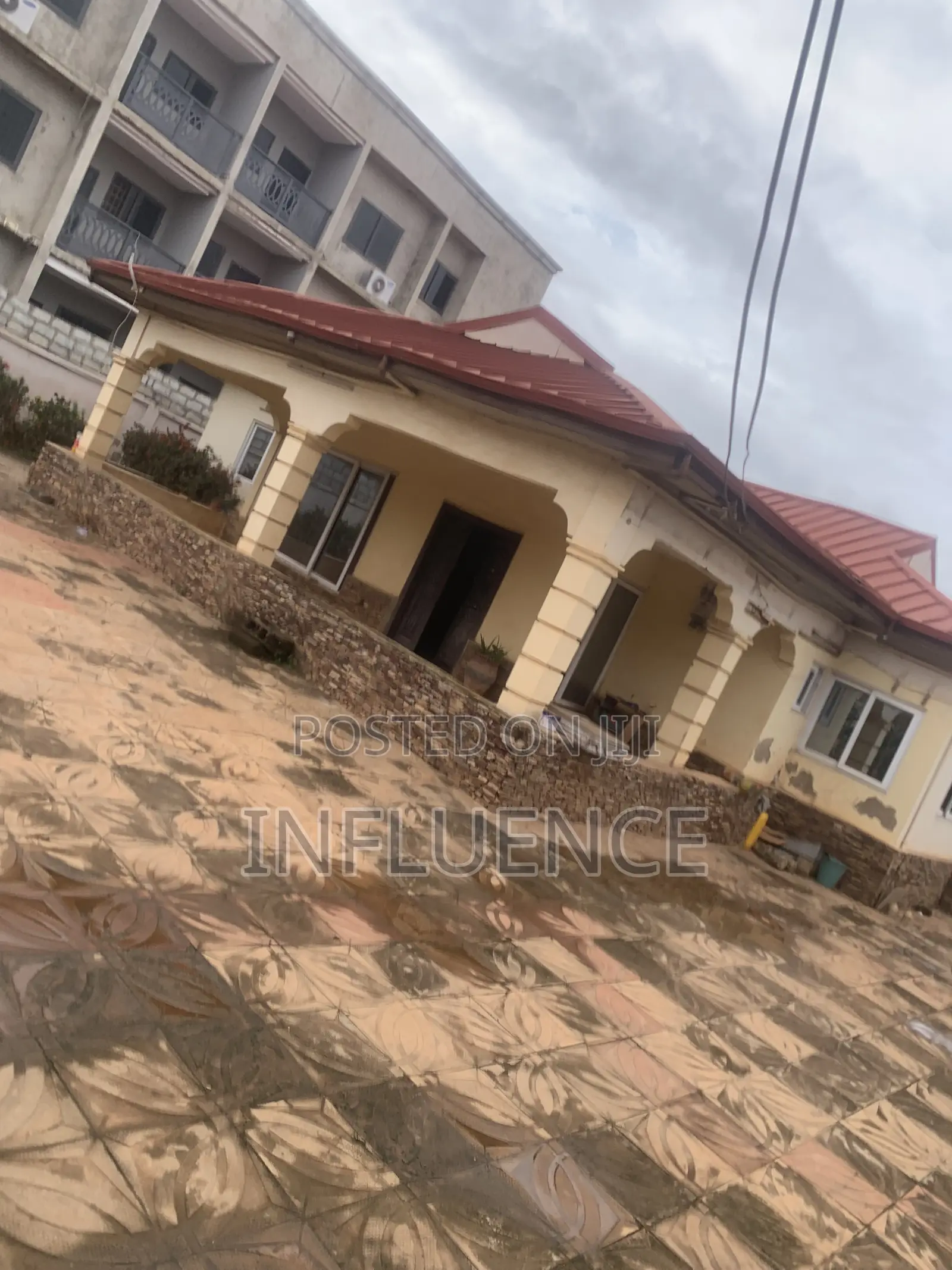 3bdrm House in Oyarifa, East Legon for sale