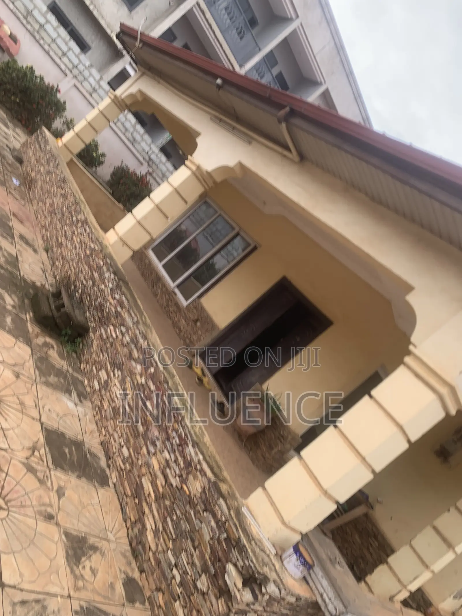 3bdrm House in Oyarifa, East Legon for sale