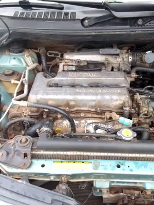 Nissan Almera Tino 2.0 Breaking for Parts Akatsi QR20 Engine Good