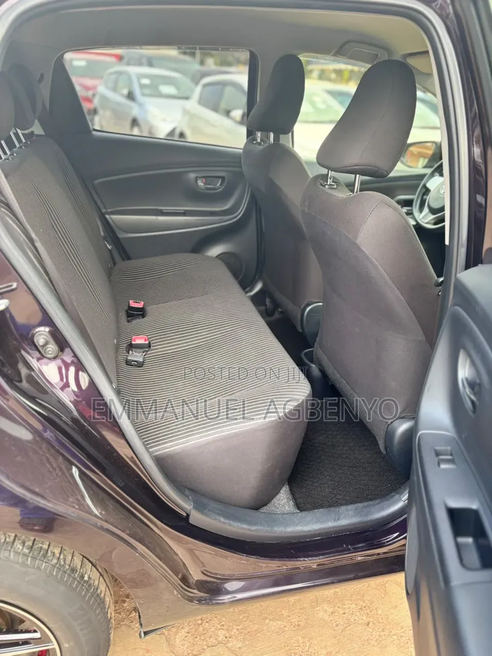 Toyota Vitz 1.0 FWD 5dr 2015 Brown