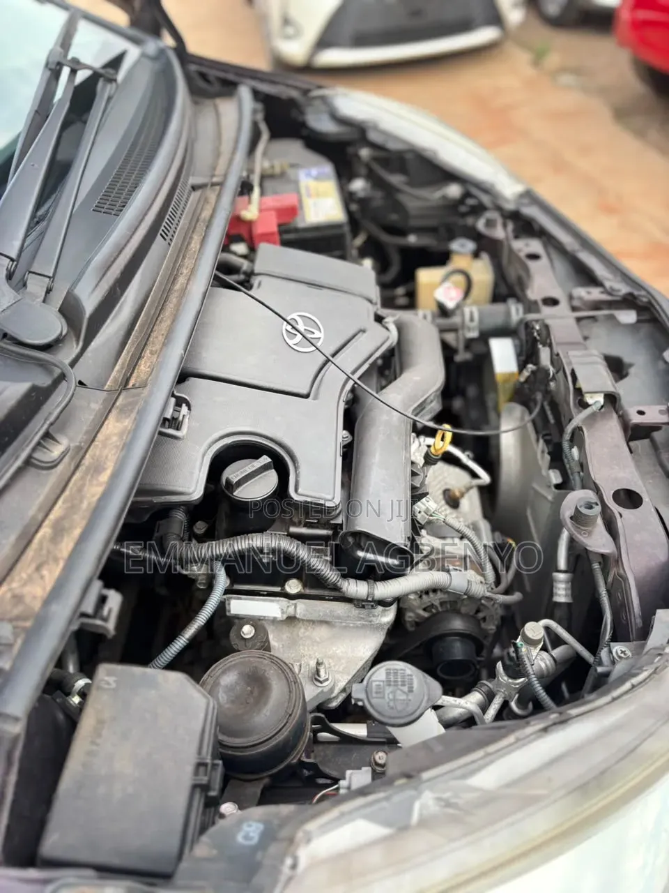 Toyota Vitz 1.0 FWD 5dr 2015 Brown