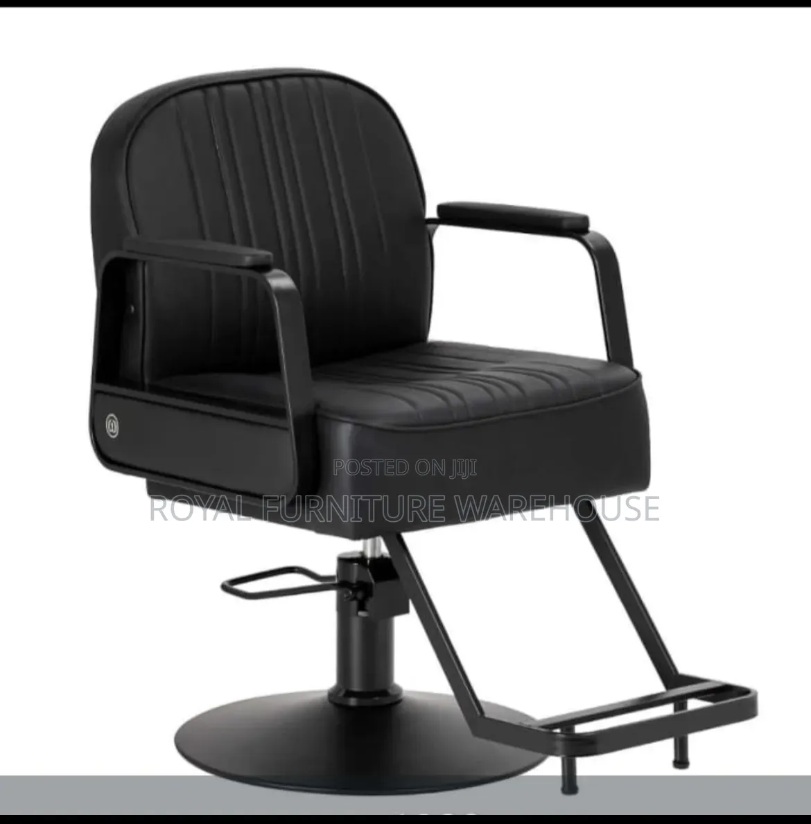 Omega Luna Hairdressing Chair in Black