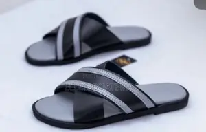 Men Classic Slippers