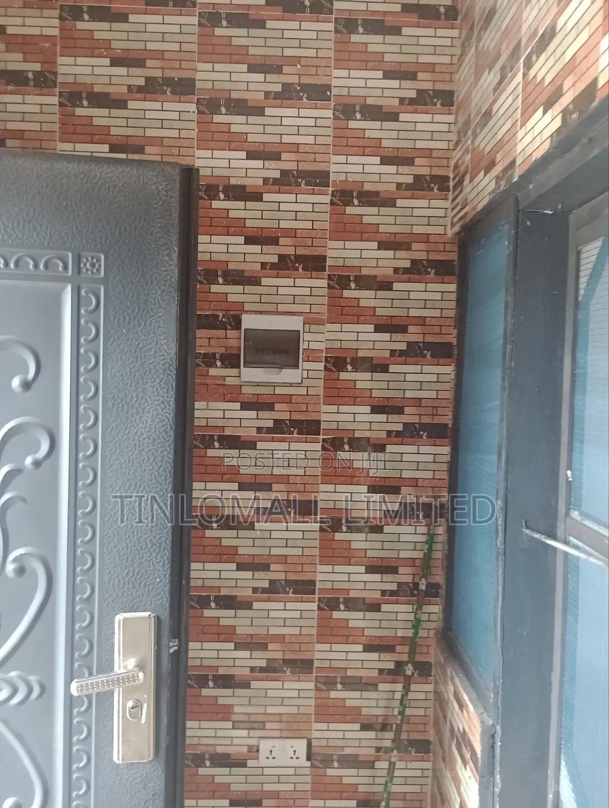 1bdrm House in Tinlomall, Ledzokuku-Krowor for rent