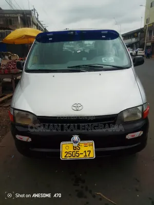 Toyota HiAce 2003 Silver
