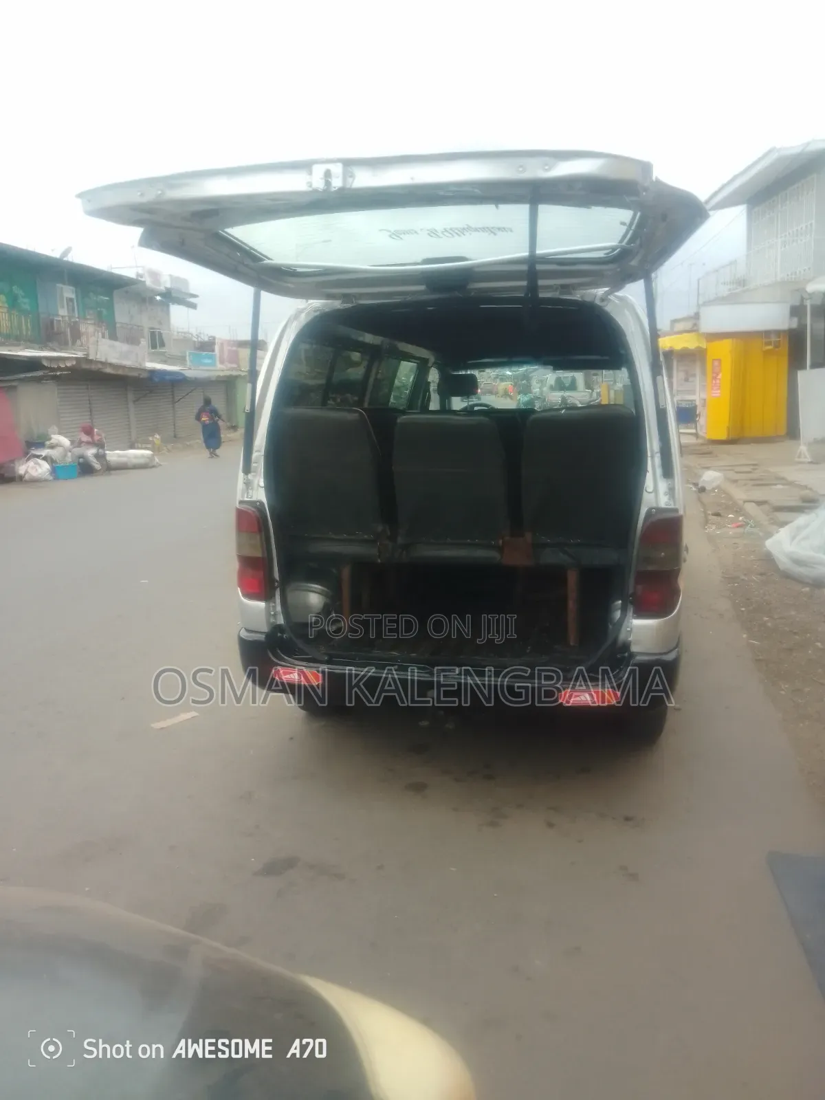 Toyota HiAce 2003 Silver