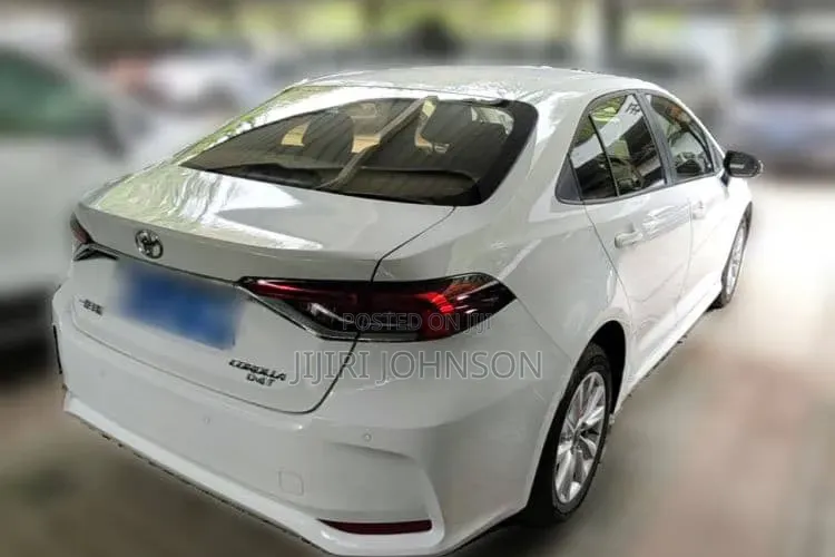 Toyota Corolla 2023 White