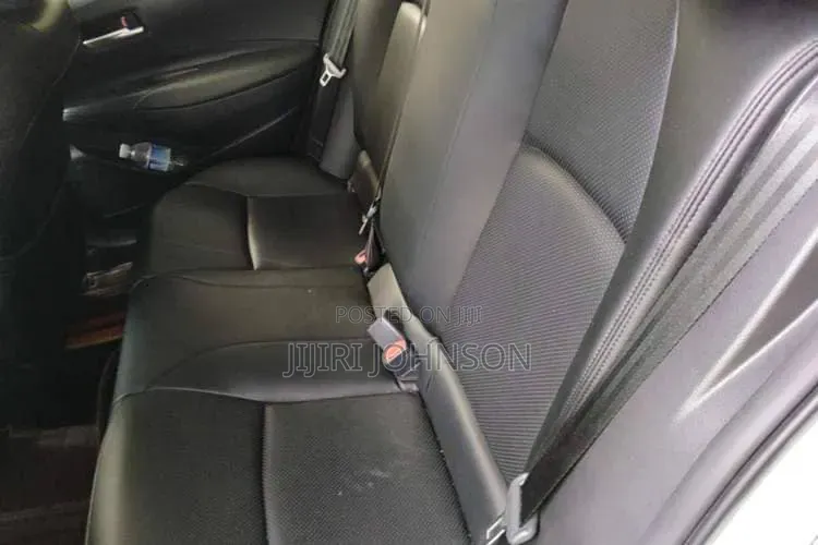 Toyota Corolla 2023 White