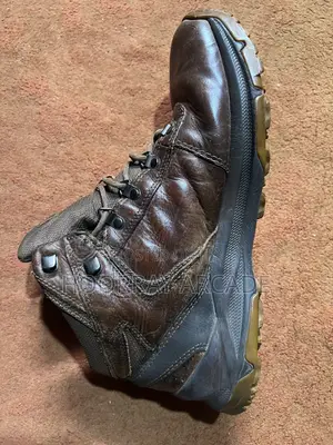 Merrel Brown Leather Work Boot Men's Durable Footwear (Size 46)