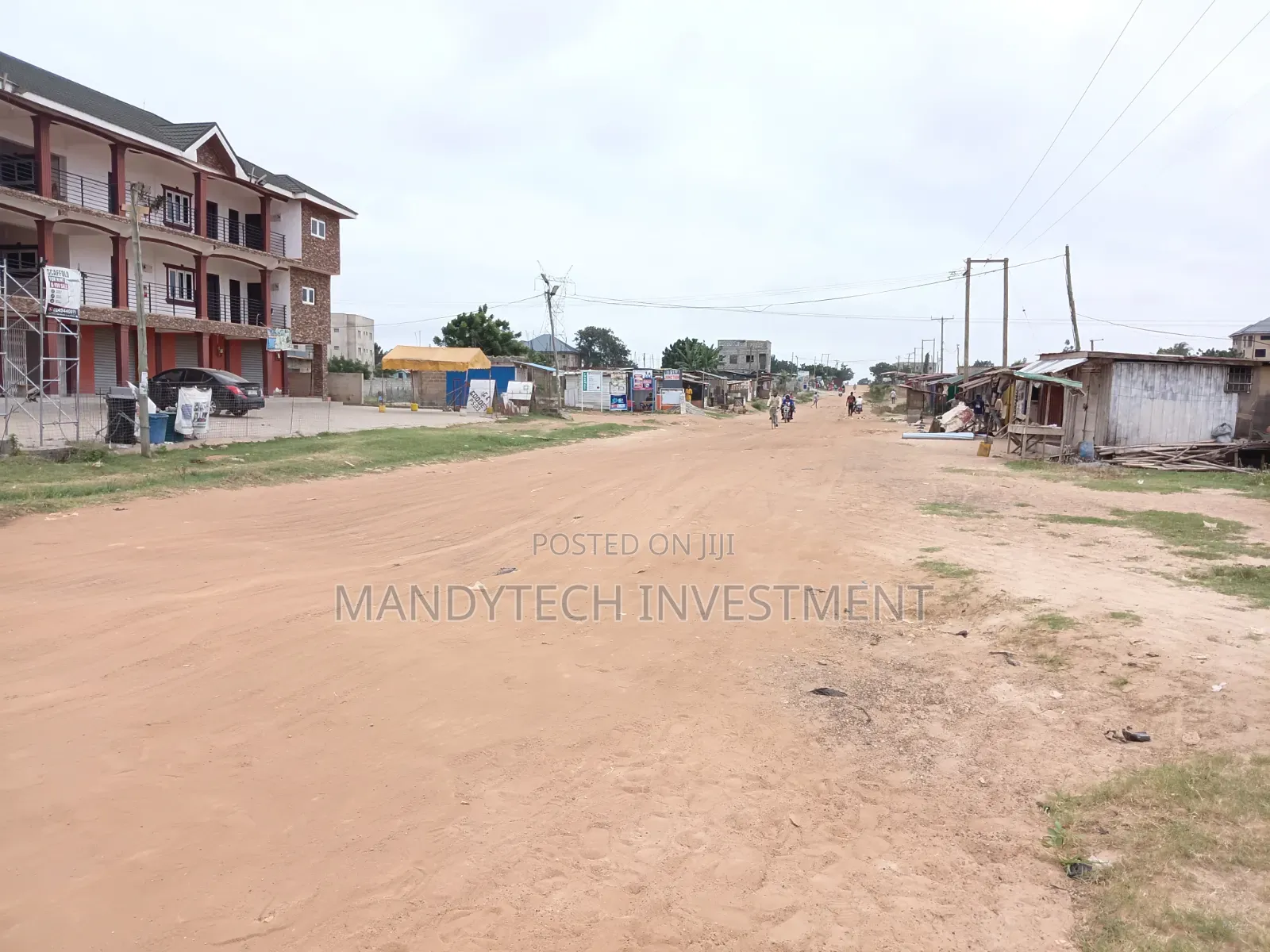 Top-Class Commercial Land - Santor