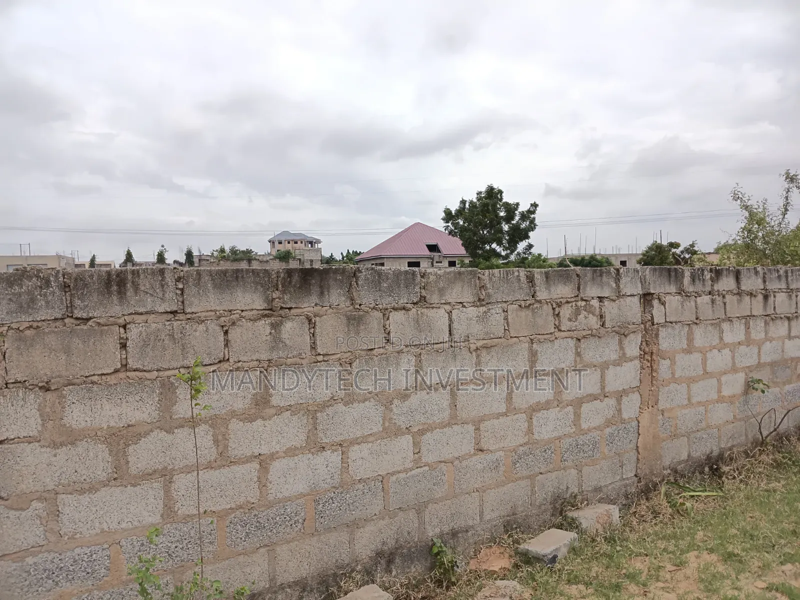 Top-Class Commercial Land - Santor