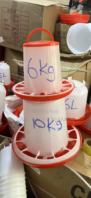 6kg Chicken Feeder
