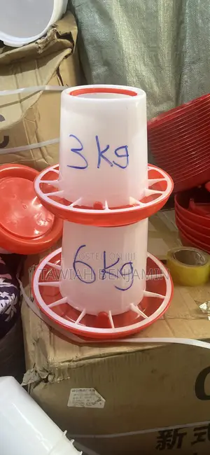3kg Chicken Feeder